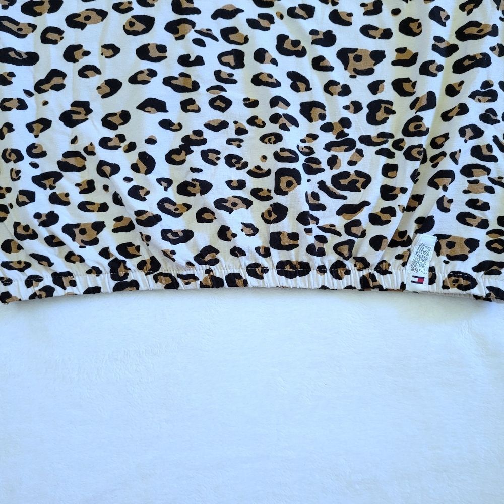 ✨️HP✨️ Tommy Hilfiger Sport🤾‍♀️ Leopard🐆 Print Top - NWT - Picture 8 of 15